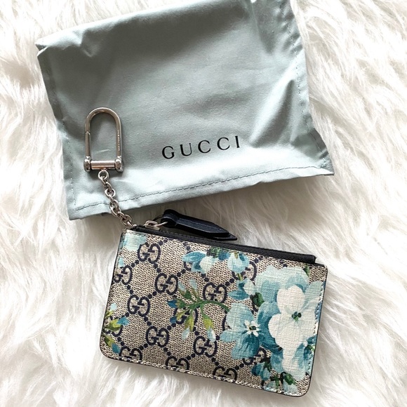 Gucci GG Supreme Monogram Blooms Print Key Pouch - Picture 2 of 10